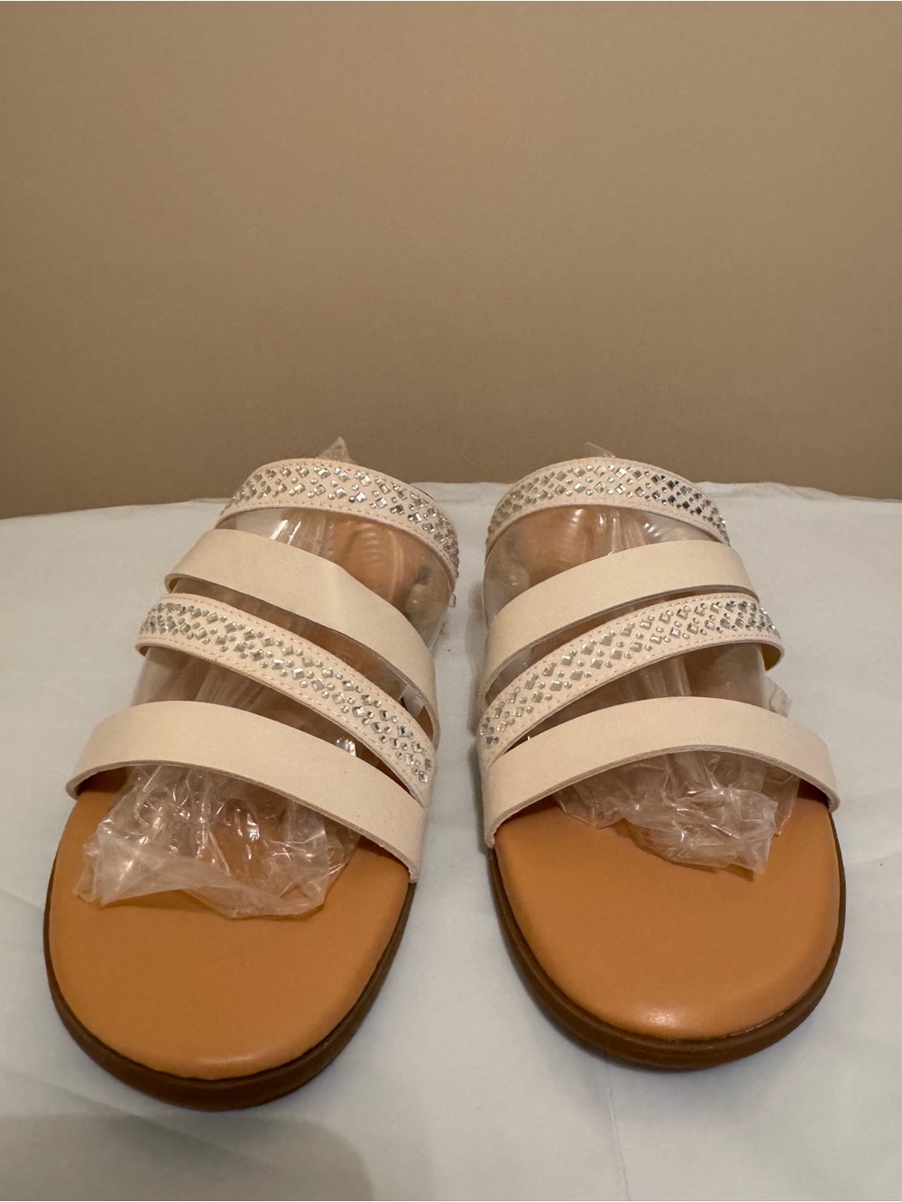 New Time & Tru Strappy Bling Memory Foam Flat Sandals Crystals Women's 9